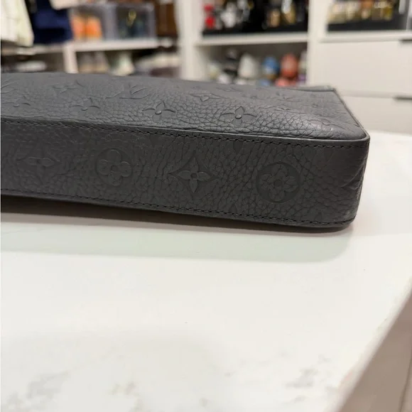 Louis Vuitton Monogram Taurillon Pochette Steamer - Picture 8 of 13